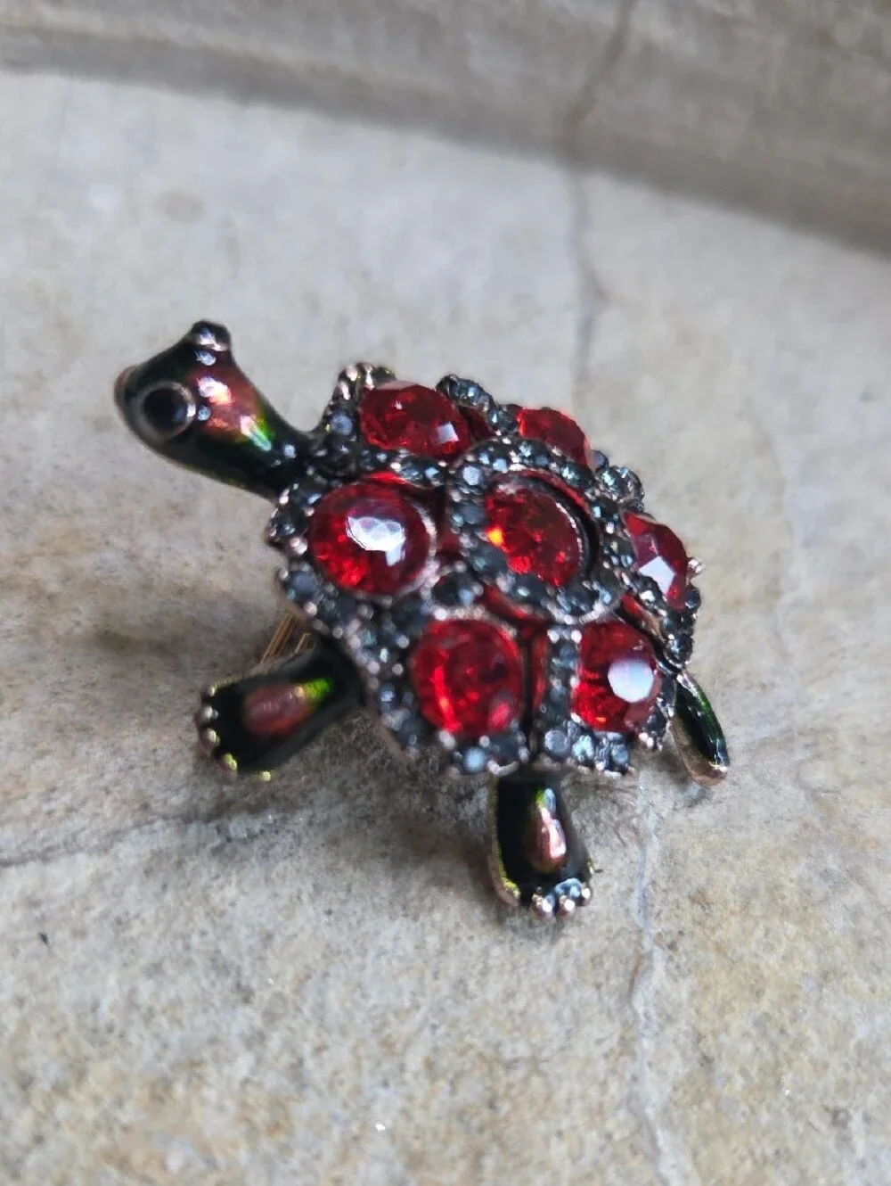 Red Crystal Turtle Brooch Pin With Enamel - Women Jewelry